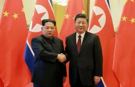 el-lider-norcoreano-kim-jong-un-insistio-en-sus-esfuerzos-con-buena-voluntad-para-conseguir-la-paz-durante-la-visita-al-presidente-de-china-xi-123408000000-1694979.jpg