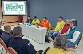 El comité organizador del Rally de Alto Paraná, ultimando todos los detalles para el normal desenvolvimiento del evento del fin de semana.