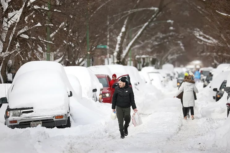 Gruesas capas de nieve cubren gran parte de los Estados Unidos, en uno de los inviernos  más fríos en décadas.