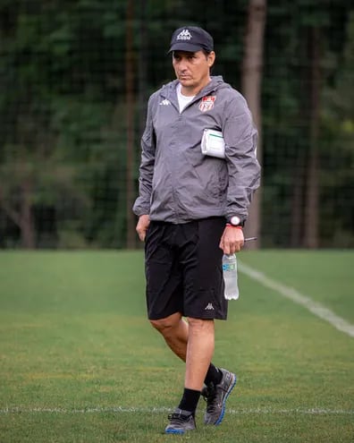 Aureliano Torres Román (41 años), el nuevo entrenador de General Caballero de Juan León Mallorquín.