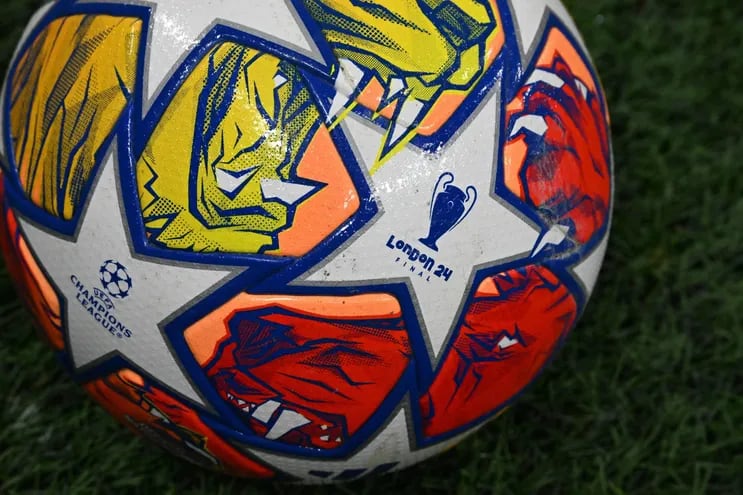 El balón de la Champions League 2023-2024.