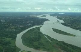 Río Paraguay, Puente Remanso.