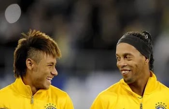 Ambos futbolistas compartieron equipo en la selección de Brasil.