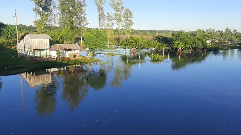 El río Aguaraymí desborda y afecta ribereños de Nueva Germania y San Pedro de Ycuamandyyú