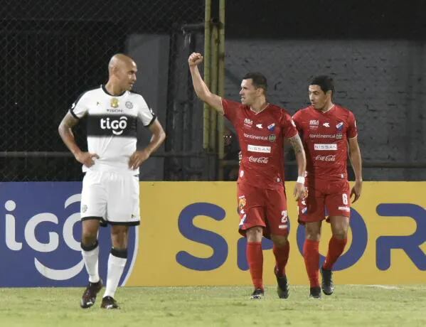 Nacional goleó a Olimpia por la séptima fecha del Apertura