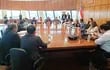 Reunión de varias comisiones e instituciones del Ejecutivo para resolver caso de tierras de Eladio Gaona Lugo