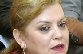 la-senadora-emilia-alfaro-plra-votara-a-favor-de-sindulfo-blanco--200535000000-1458434.jpg
