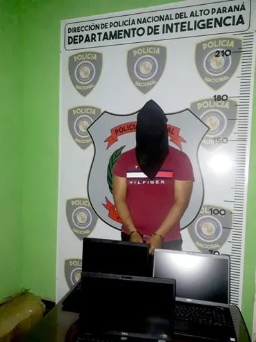 El guardia de seguridad fue detenido por el hurto de computadoras en centro educativo de CDE.