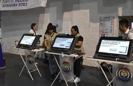 Estas son las máquinas de votación que serán utilizadas en las elecciones internas del próximo 18 de diciembre.
