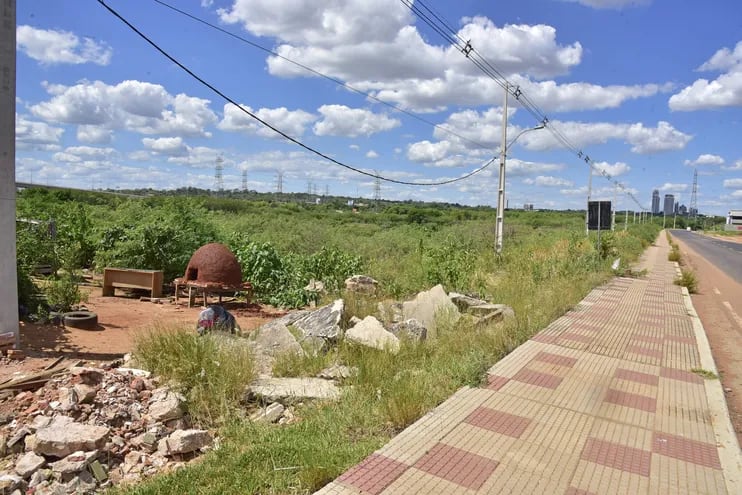 Terrenos municipales en venta en Costanera y Cañadón Chaqueño