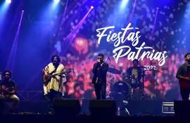 La agrupación nacional Nunca Viste llevó una interesante propuesta de fusión entre géneros como el rock, el reggae y la música paraguaya.
