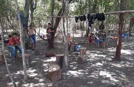 Un grupo de jóvenes invaden reserva de laguna Blanca en Santa Rosa del Aguaray