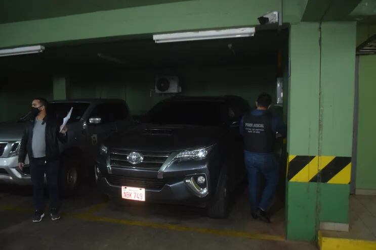 La camioneta buscada estaba estacionada en el subsuelo de la gobernación de Itapúa.