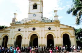 un-centenar-de-ciclistas-participo-ayer-del-recorrido-por-las-siete-iglesias-de-villarrica--194433000000-1824671.jpg