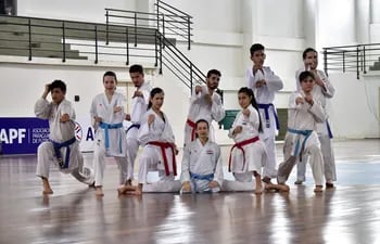 La Federación Paraguaya de Karate-Do (FPK) confirmó a sus atletas que estarán compitiendo en los Juegos Odesur 2022 que serán los días 3, 4 y 5 de octubre.
