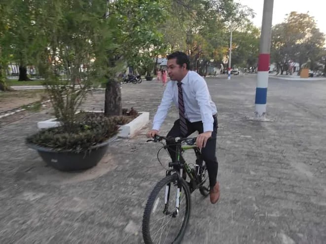 Proyecto del Ministerio de Salud buscará promover el uso de la bicicleta como medio de transporte activo.