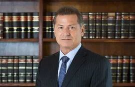 El presidente del Tribunal Disciplinario de la Asociación Paraguaya de Fútbol, Raúl Prono Toñánez.