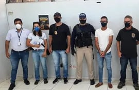 La delegación paraguaya en la Aduana de Foz de Yguazú donde se hizo efectiva la extradición.
