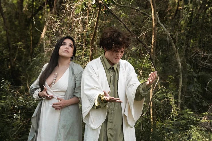Jennifer Hicks y Miguel Narváez le cantan a la vida y a la muerte en “Ymaitéma Piko”.