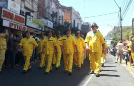 bomberos-desfile-palma-112026000000-610423.jpg