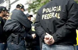 policia-federal-brasilena-141003000000-1152352.jpg