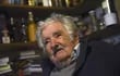 El expresidente de Uruguay José Mujica habla durante una entrevista con EFE, el 22 de abril de 2024, en Montevideo (Uruguay). El expresidente anunció este lunes que tiene un tumor en el esófago.