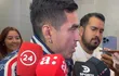 Darío Lezcano conversando con los medios chilenos antes de fichar por Colo Colo.
