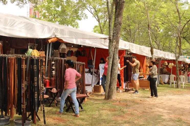 La “Expo Cuero Atyrá” atrae a numerosos turistas