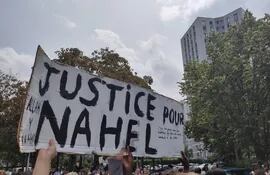 Manifestación en protesta por la muerte de Nahel, Nanterre, jueves 29 de junio de 2023 (Foto: Silanoc, vía Wikipedia Commons).