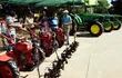 motocultores-y-tractores-entregados-a-campesinos--204923000000-1694242.jpg