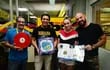 Sergio Ferreira, Richard Izquierdo, Willy Müller y su hija Julieta, visitaron la redacción de ABC para contar  acerca de las motivaciones y  del proceso de realización de “Ñande Rock Vol. 1”.