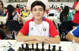 el-juvenil-ajedrecista-paraguayo-alejandro-benitez-recibio-ayer-la-confirmacion-de-su-nuevo-titulo-en-el-deporte-ciencia-maestro-fide--222524000000-1672786.jpg