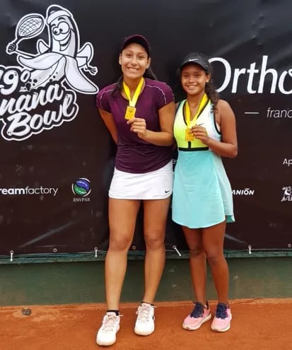 Las juveniles tenistas Leyla Brítez Risso y Paulina Franco Martinessi conforman el equipo nacional de Copa Federación.
