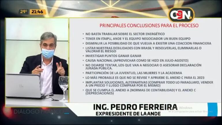 El Ing. Pedro Ferreira, ex titular de la ANDE, en el programa de televisión del ex presidente de la República, Federico Franco.