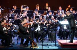 La Orquesta Sinfónica Nacional (OSN), bajo la dirección de Juan Carlos dos Santos, es uno de los grupos protagonistas que se sumaron a esta gala que tiene un carácter solidario.