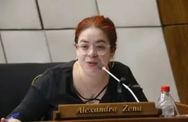 Alexandra Zena, diputada de Cruzada Nacional.