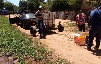 Arrecian quejas por falta de agua en Caacupé