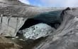 Fotografía cedida por el climatólogo y líder del noruego Centro Medioambiental Nansen, Sebastian Mernild, de un glaciar situado al este de Groenlandia.