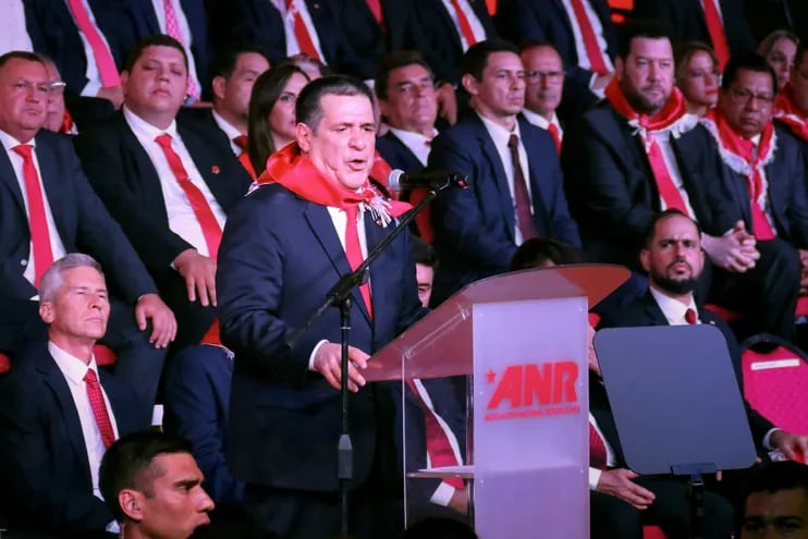 El expresidente Horacio Cartes asumió la presidencia de la Asociación Nacional Republicana (ANR) el mes pasado.