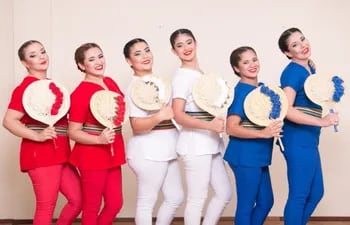 abrazando-al-rojo-blanco-y-azul-se-denomina-el-primer-disco-del-grupo-las-paraguayas-que-se-presentara-manana-con-un-concierto-en-el-salon-de-even-224315000000-1745246.jpg