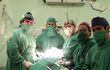 el-equipo-quirurgico-del-hospital-nacional-llevo-a-cabo-la-primera-cirugia-maxilofacial-en-paraguay-a-una-criatura-de-apenas-tres-anos-de-vi-201802000000-1447893.jpg