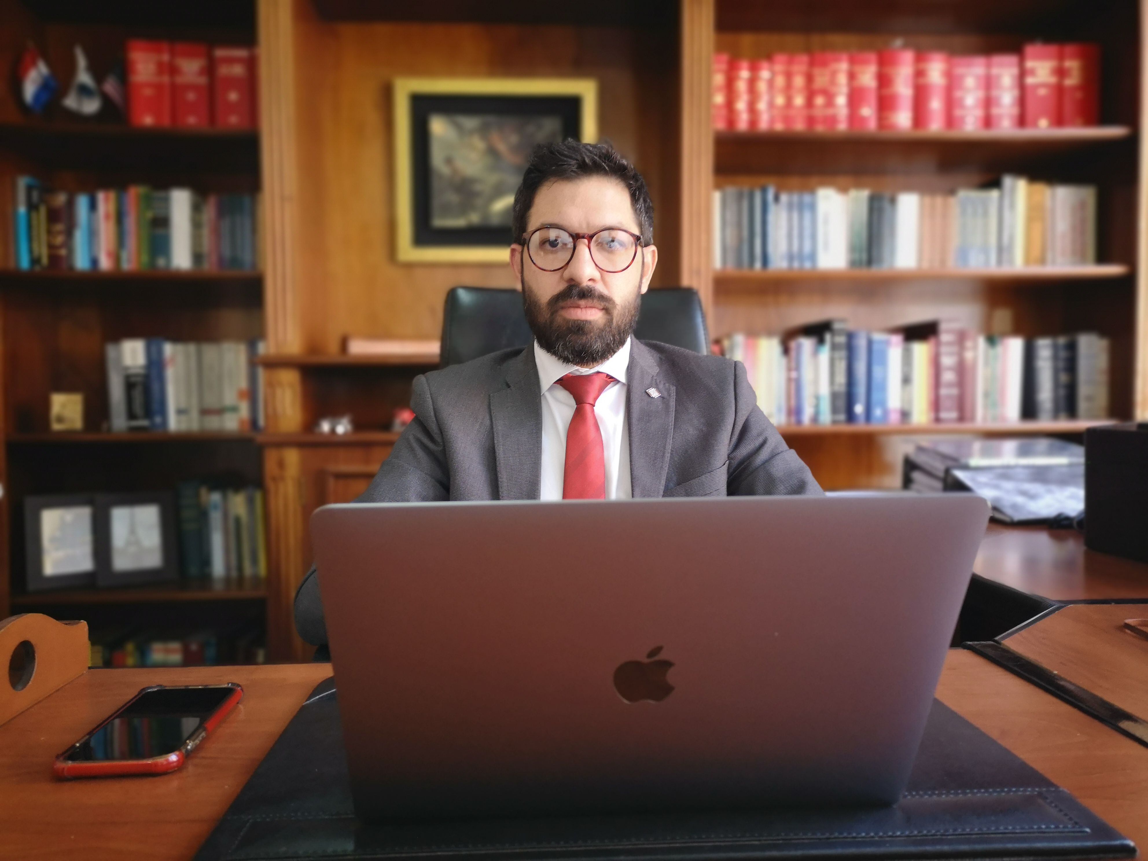 Fiscal Osmar Legal, es denunciado por su inacción en la denuncia de la Comisión de Investigación del Congreso sobre el caso Darío Messer. 