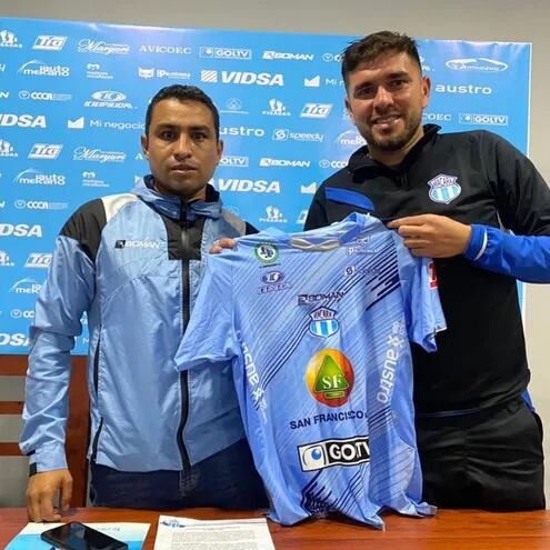 Ortega vivirá su primera experiencia en el fútbol ecuatoriano.