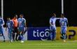 Festejo de los jugadores de Resistencia tras el gol de Ronaldo Martínez