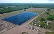 Vista aérea de la primera planta de energía solar del Chaco inaugurada hoy en Filadelfia.