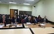 Los exministros de la Corte Suprema de Justicia Sindulfo Blanco y Victor Nuñez junto a sus abogados defensores, en la sala de juicios orales.