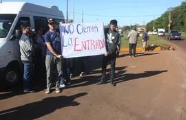 Manifestantes contra obras de EBY