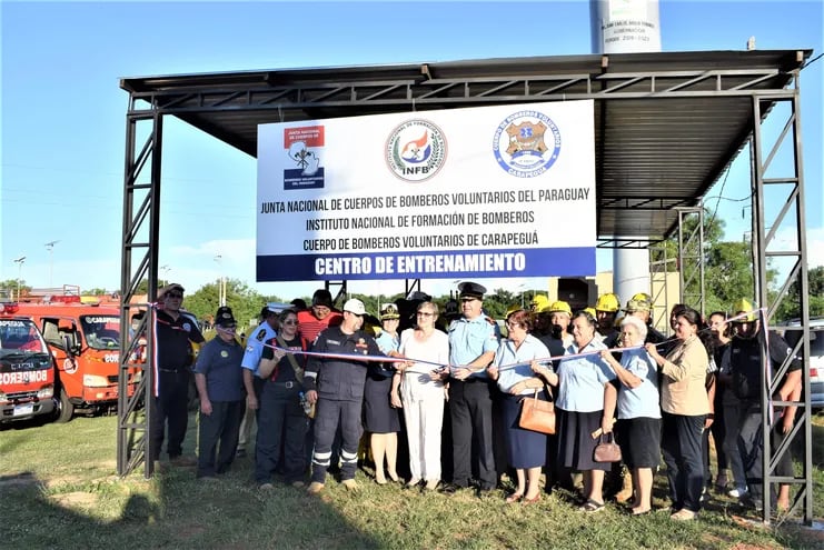 Inauguran Centro de Entrenamiento de Bomberos en Carapeguá.