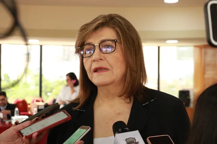 La senadora Blanca Ovelar (ANR). (Foto Prensa Senado)