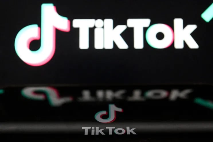 El gobernador de Montana (EE.UU.), el republicano Greg Gianforte, firmó este miércoles una ley que prohíbe el uso de la aplicación china TikTok, convirtiéndose en el primer estado del país en restringir la popular plataforma social.